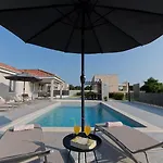 Lemi Villa