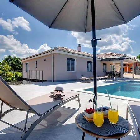 Lemi Ferienhaus *