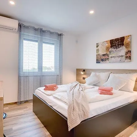 Lemi Holiday home *