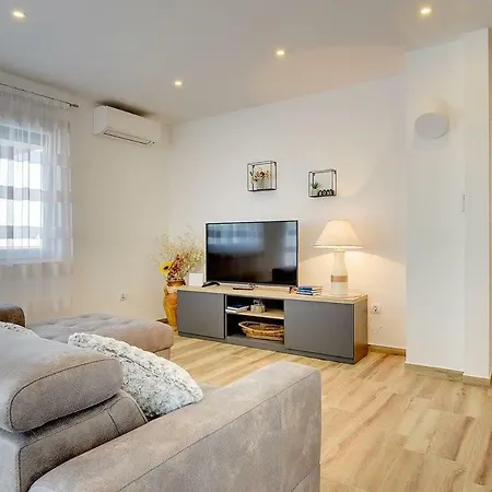 Lemi Holiday home