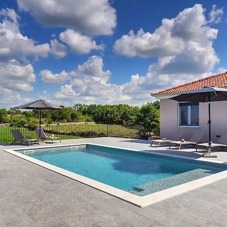 Holiday home Lemi *
